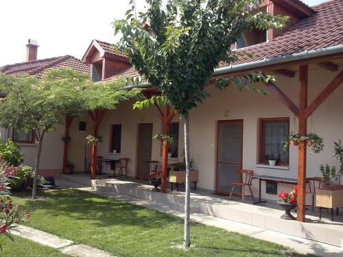 Hajd�szoboszl� Gerend�s Apartman