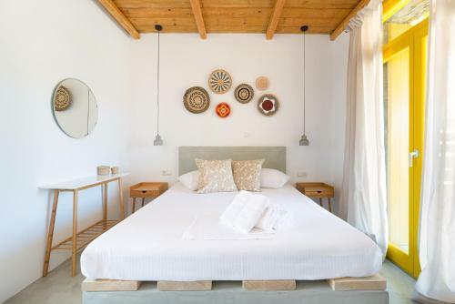 Themonies Suites And Apartments