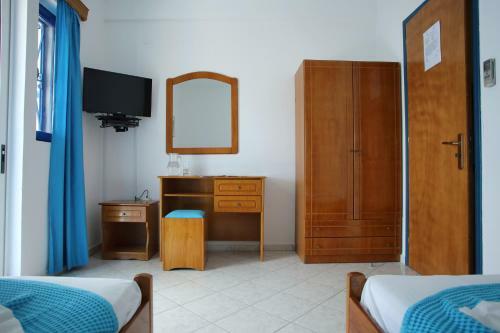 Theocharis Bros - Studios Apartments