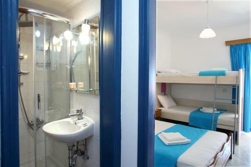 Theocharis Bros - Studios Apartments
