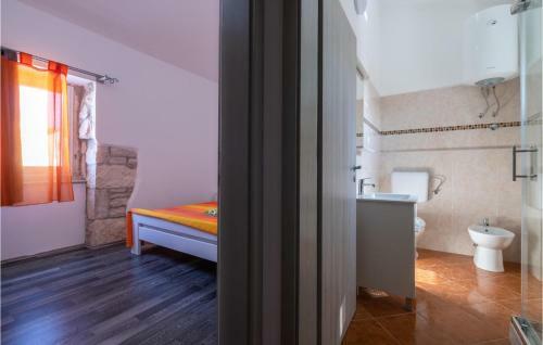 Amazing Home In Hrboki With Wifi And 4 Bedrooms