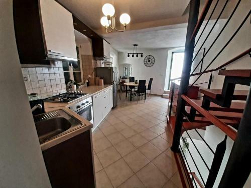 Apartamento Luxury Stone House - Quiet Center!