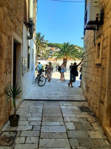 Apartamento Luxury Stone House - Quiet Center!