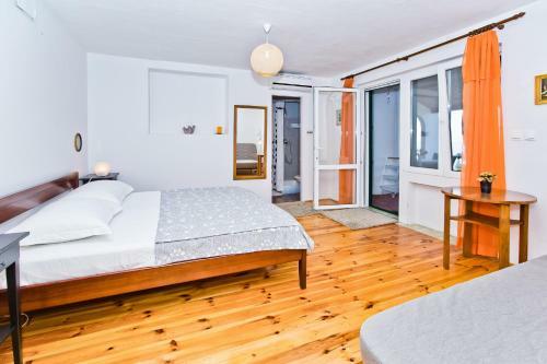 Apartments Cvjetan