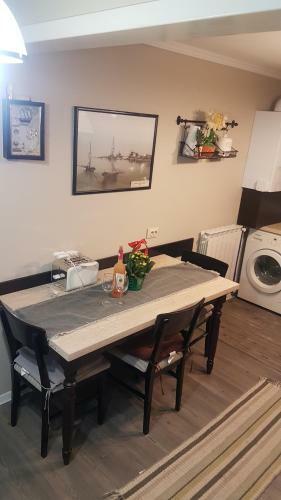 Aki City Center Apartment