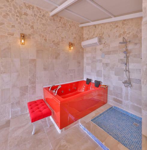 Mojo Boutique Hotel