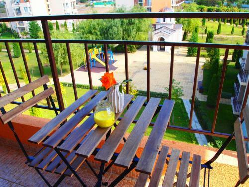 Visit Sunny Beach Holiday Apartments