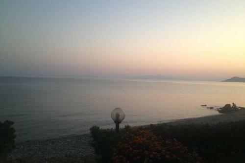 Beautiful Summer Villa- Anemi Beach