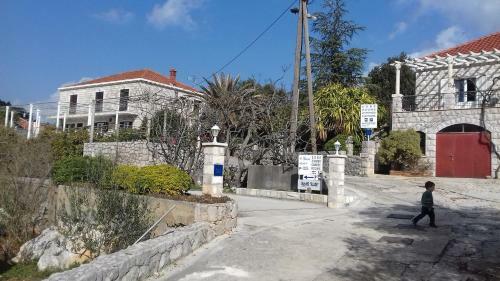Hostal Rooms Katija