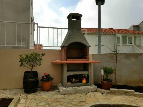 Apartamento Villa With A Swimming Pool