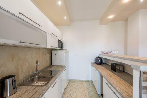 Apartamento Villa With A Swimming Pool