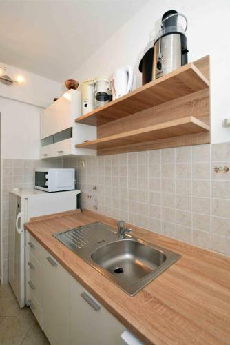 Apartmani Dora Murter