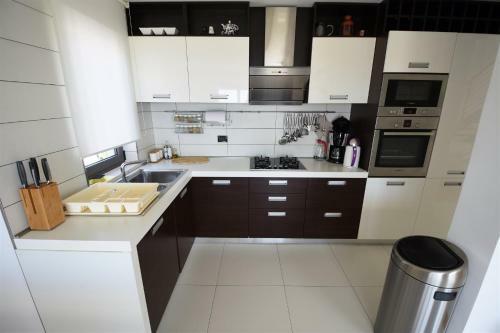 House Arta, 3 Bedroom Apartment