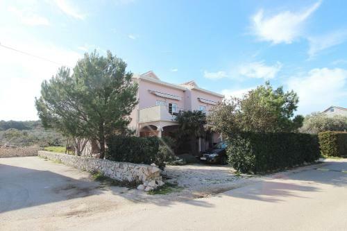 Apartments Josip