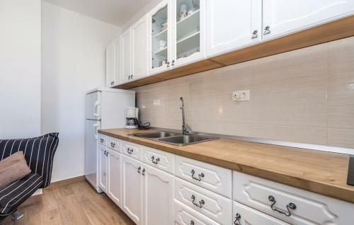 Apartments Paulin Pag