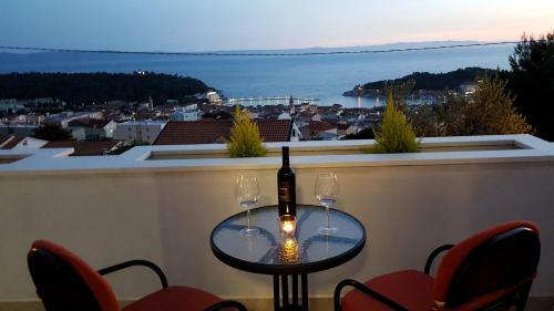 New Studio Apartment With Sea View