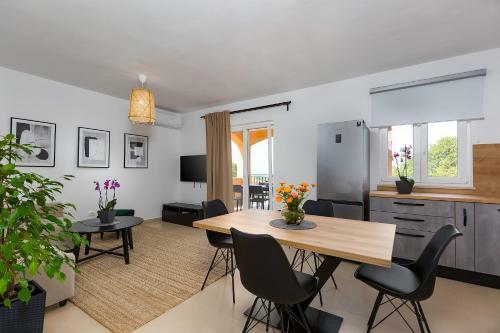 Apartamentos House Anna