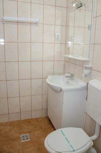 Hostal K�r�s Vend�gh�z