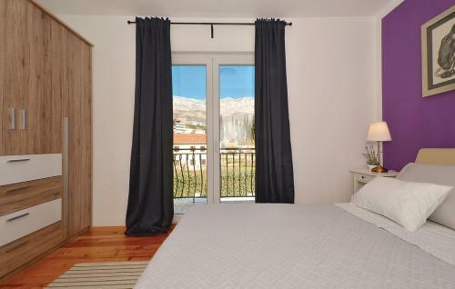 Zrnovnica Holiday Home