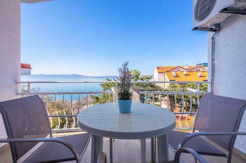 Apartments Selce