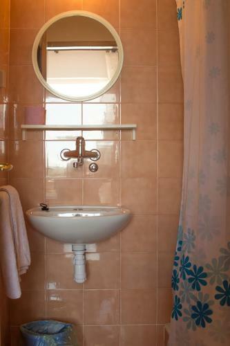 Seafront Studio Apartment In Tisno