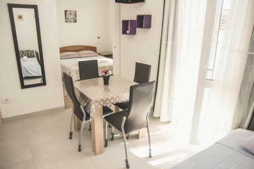 Apartmani Bartoli?