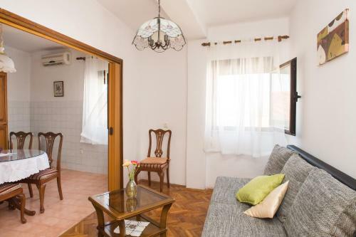 Apartment Tanaja