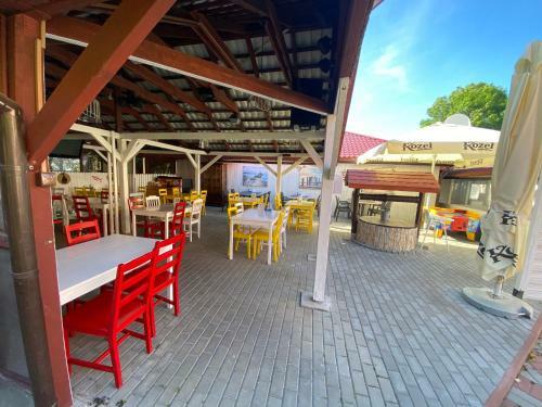 Hotel Go?cinna Chata Katani