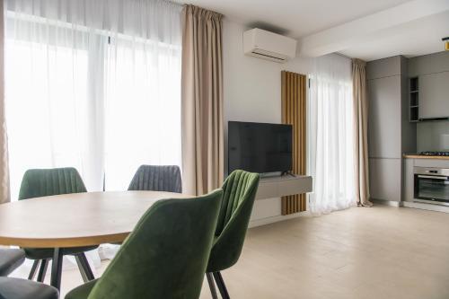 Promenada Apartments 1
