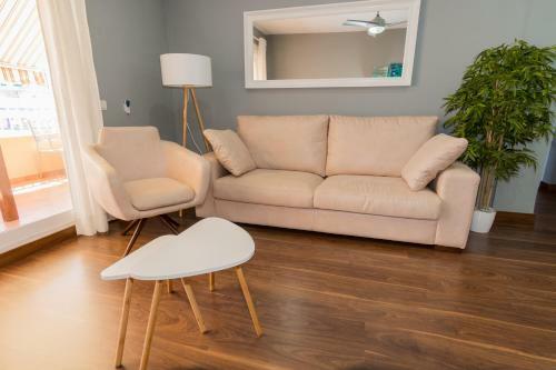 Apartamento Duplex Penthouse With Terrace. Beach-pool