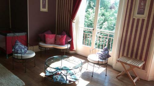 Bed & Breakfast Chambres D'h�tes-ch�teau Constant