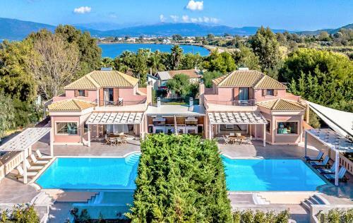 Villa Next To The Beach