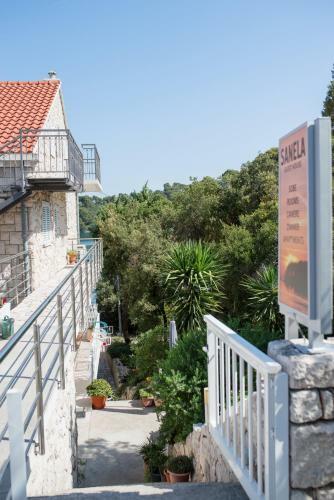 Hostal Guesthouse Sanela