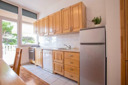 Larus-m Apartments