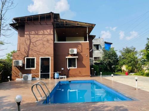 Hotel Felicity Stays-bluebell Corner