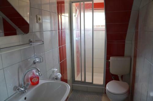 Hostal Pension Hrnjic
