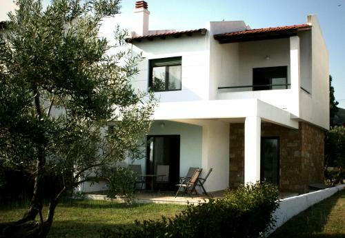 Ani Villa-anemi Beach