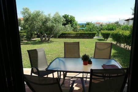 Ani Villa-anemi Beach