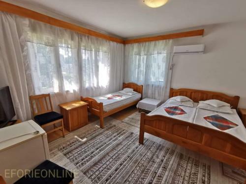 Hostal Vila Casacarp