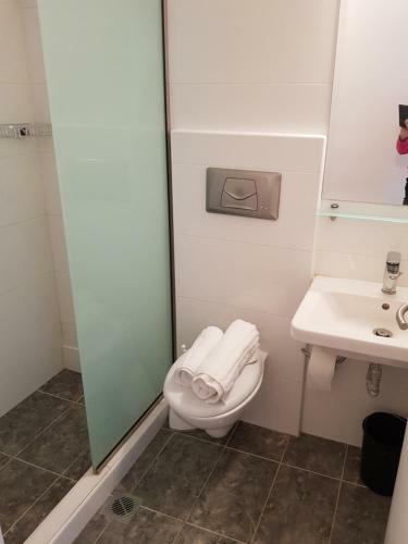 Hostal Villa Fallias