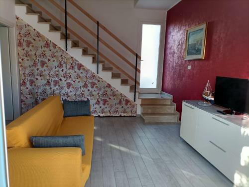 Relax House