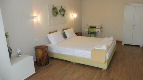 Klio Apartments And Studios