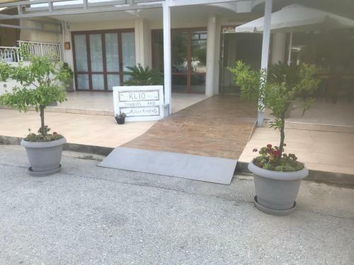 Klio Apartments And Studios