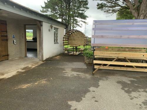 Glamping For 4 By Lake - Kestrel
