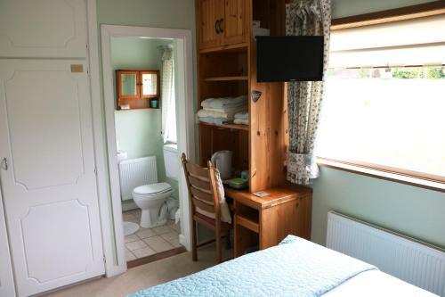 Bed & Breakfast Comeragh View