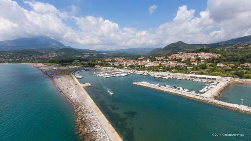 Apartamento Tirrenia House