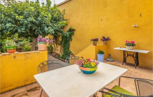 Stunning Home In Vilademuls W/ 3 Bedrooms