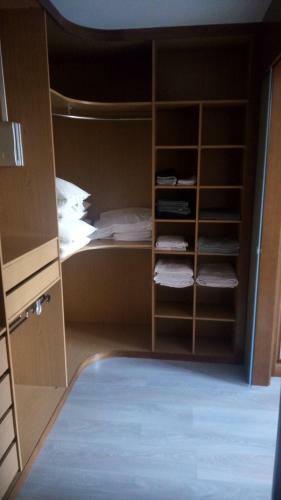 Apartamento Modernista Con Garaje