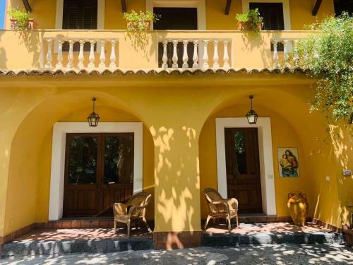 Bed & Breakfast Villa Le Gemelle Dell'alcantara
