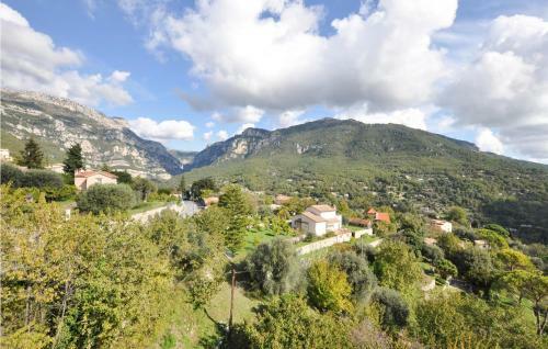 Nice Apartment In Le Bar-sur-loup With Wifi And 2 Bedrooms